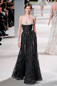 elie saab renaissance inspired